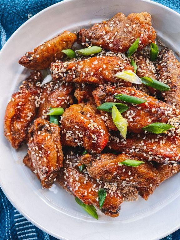 Crispy Honey Garlic Chicken Wings