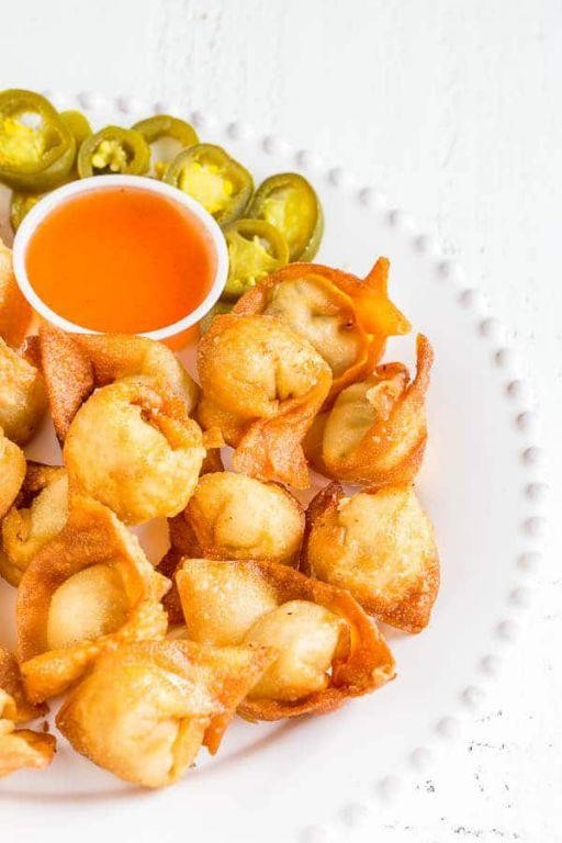 Crispy Jalapeno Cream Cheese Wontons