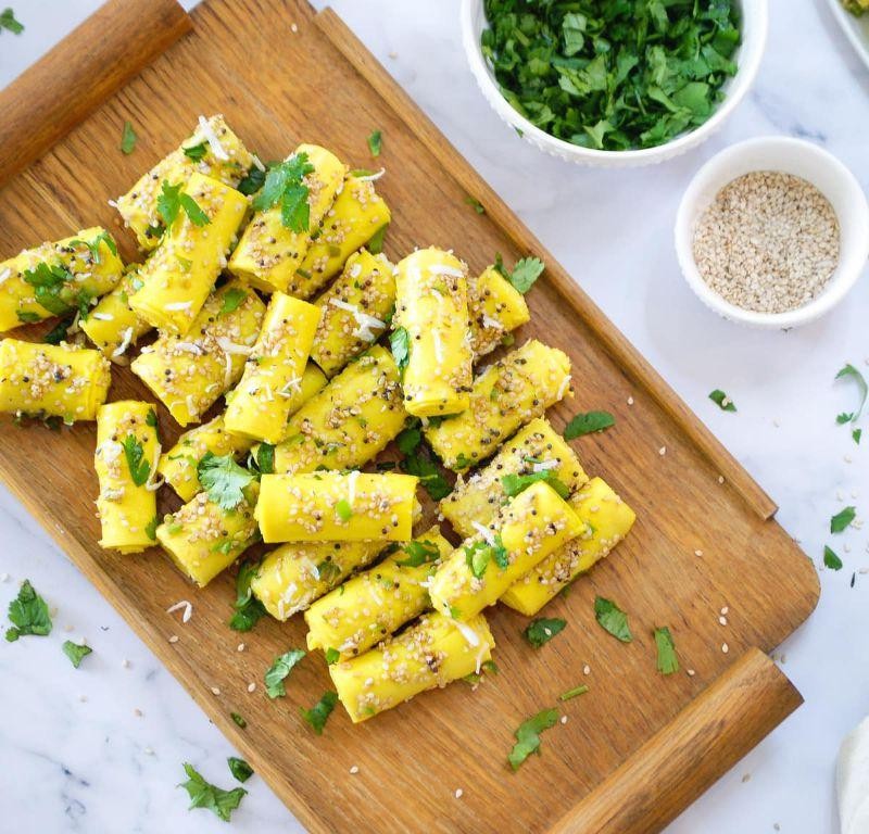 Crispy Khandvi with Grated Coconut