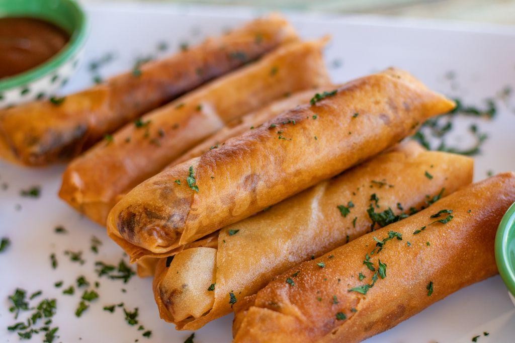 Crispy Pulled Pork Spring Rolls