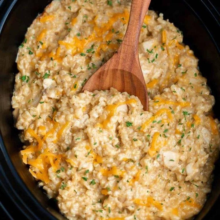 Crock Pot Cheesy Chicken and Rice