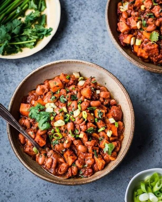 Crock Pot Pinto Bean and Sweet Potato Chili