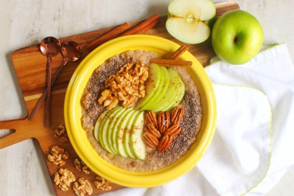 Crock Pot Quinoa Apple Cinnamon Breakfast
