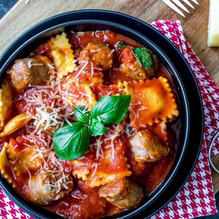 Crockpot Sausage and Pepper Ravioli