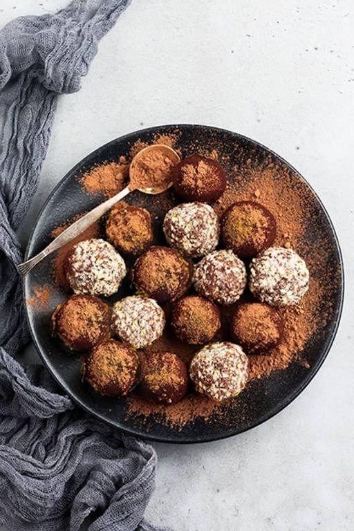 Dark Chocolate Keto Truffles