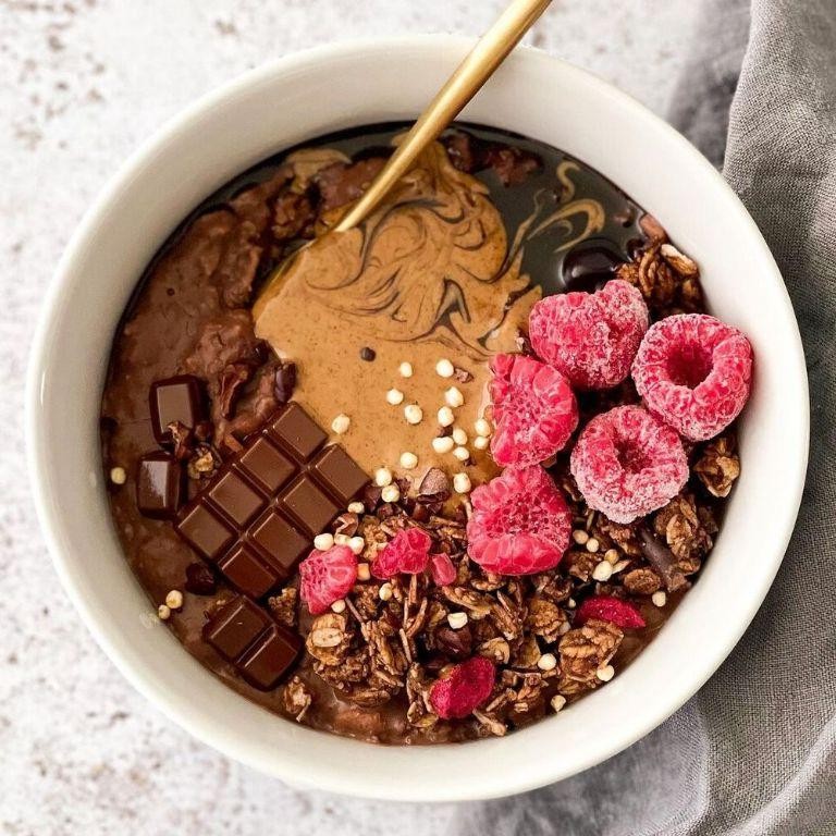 Dark Chocolate Raspberry Oatmeal