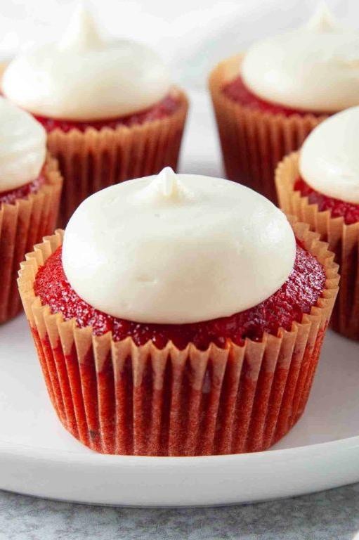 Decadent Red Velvet Cupcakes with Cream Cheese Frosting