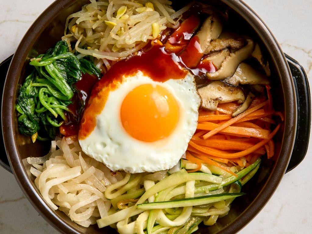 Deliciously Savory Korean Bibimbap Bowl