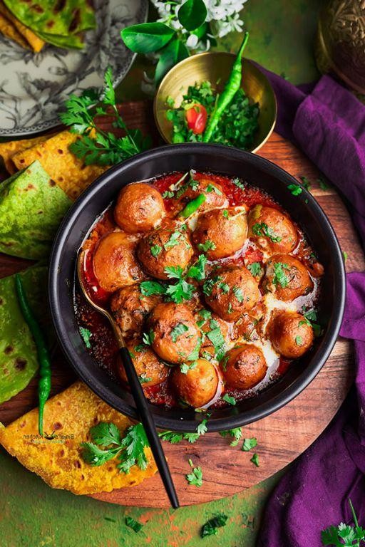Dum Aloo Kashmiri