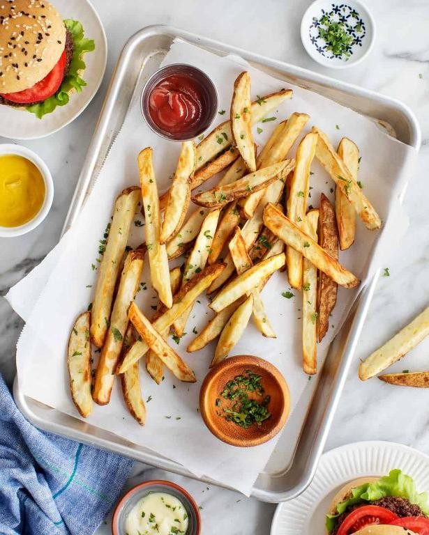 Easy Air Fryer French Fries