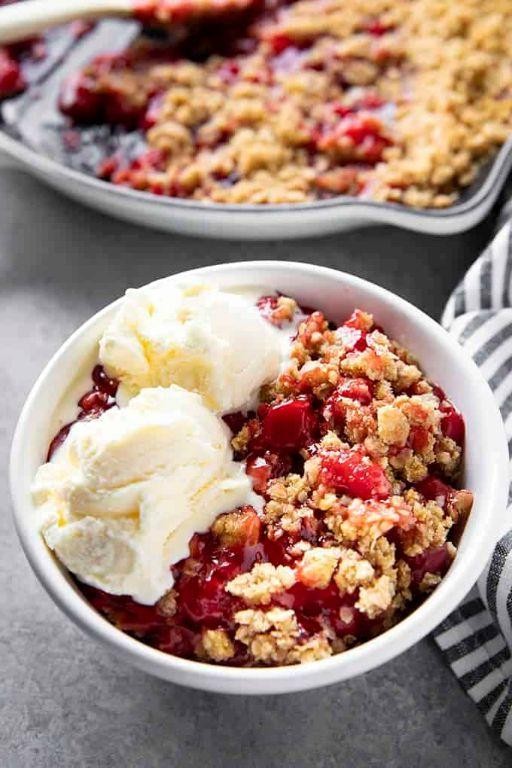 Easy Cherry Crisp