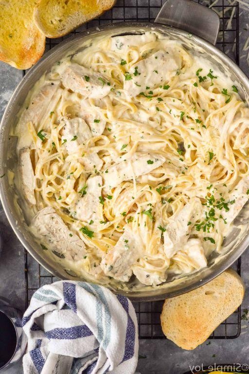 Easy Chicken Alfredo