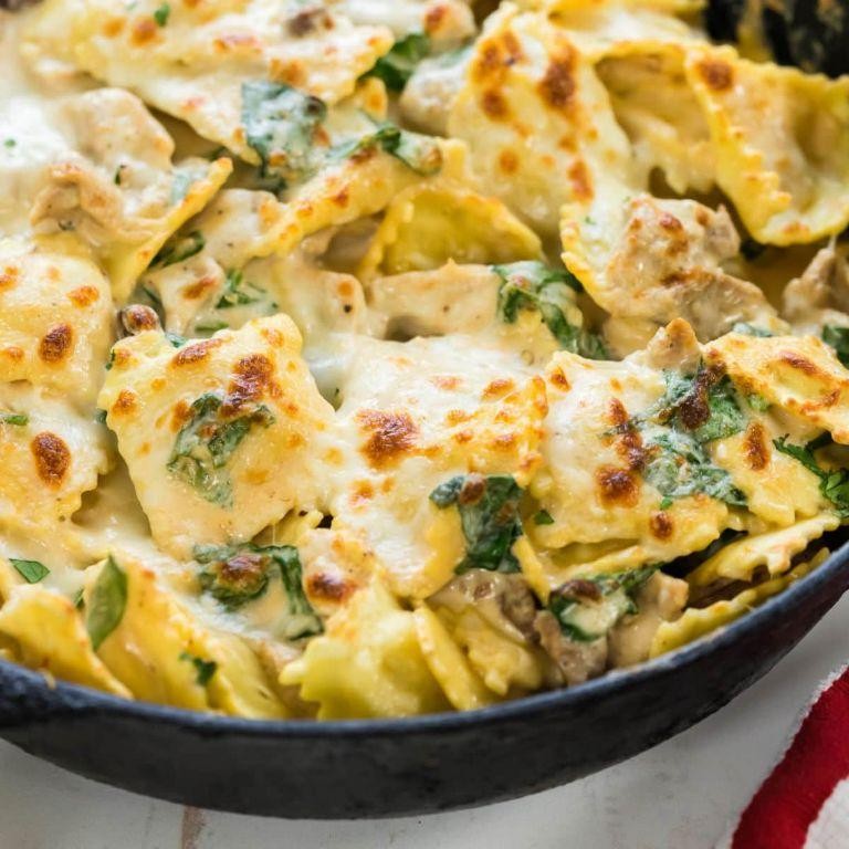 Easy Crockpot Chicken Alfredo Ravioli