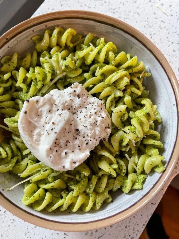 Easy Lemon Basil Pesto Pasta