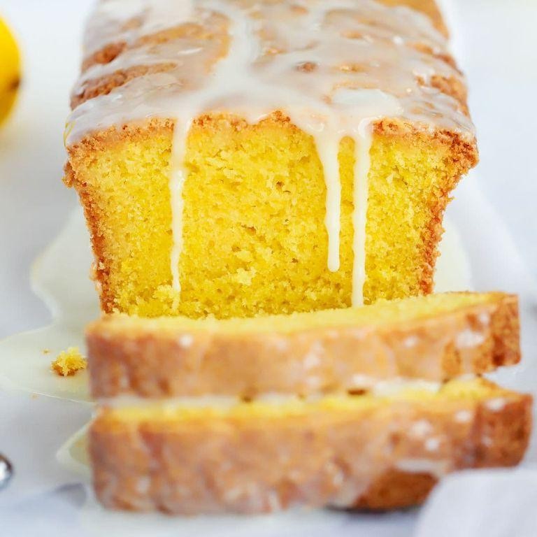 Easy Lemon Drizzle Cake