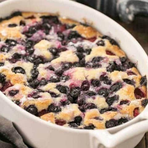 Easy Mixed Berry Cobbler
