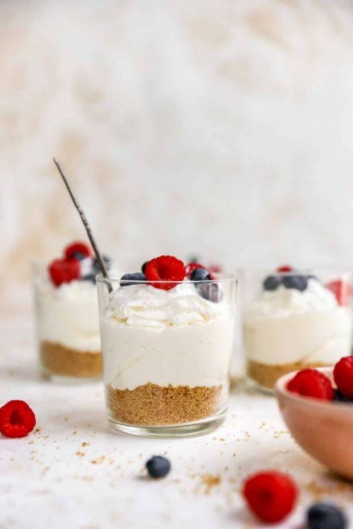 Easy No-Bake Cheesecake Cups