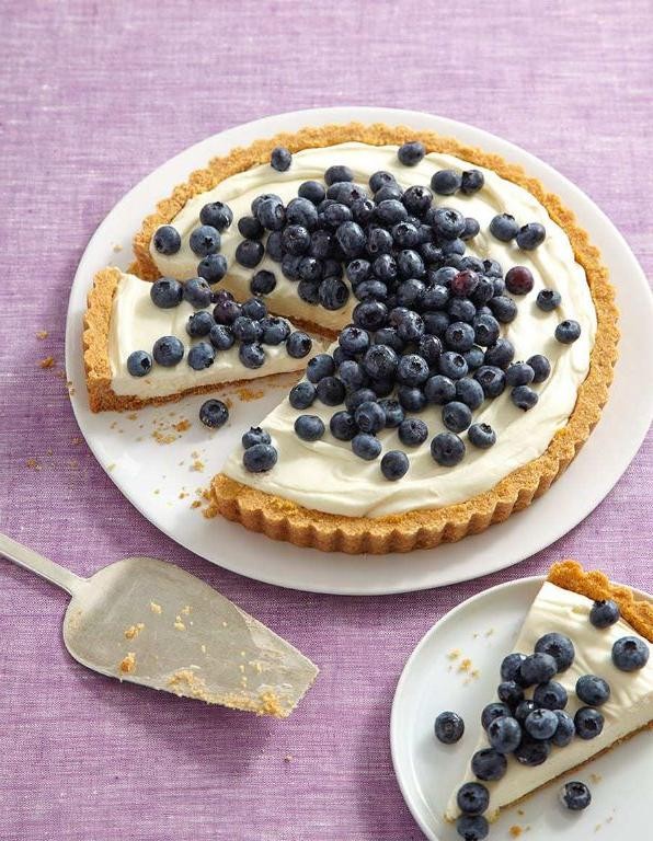 Easy No-Bake Cream Cheese Tart