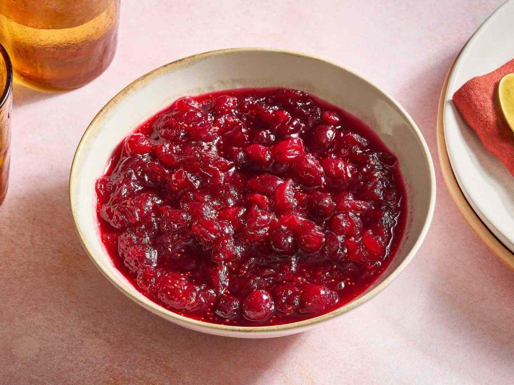 Easy Orange Juice Cranberry Sauce