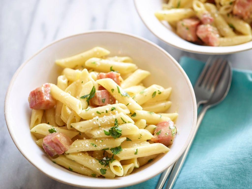 Easy Penne Carbonara
