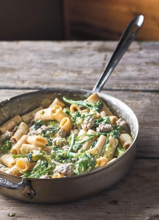 Easy Sausage and Broccoli Rigatoni