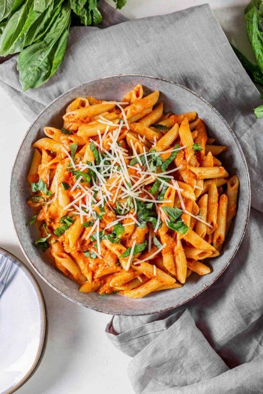 Easy Tomato Basil Pasta