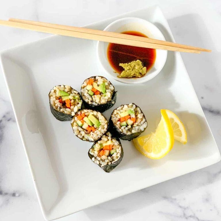 Edamame and Brown Rice Sushi Rolls