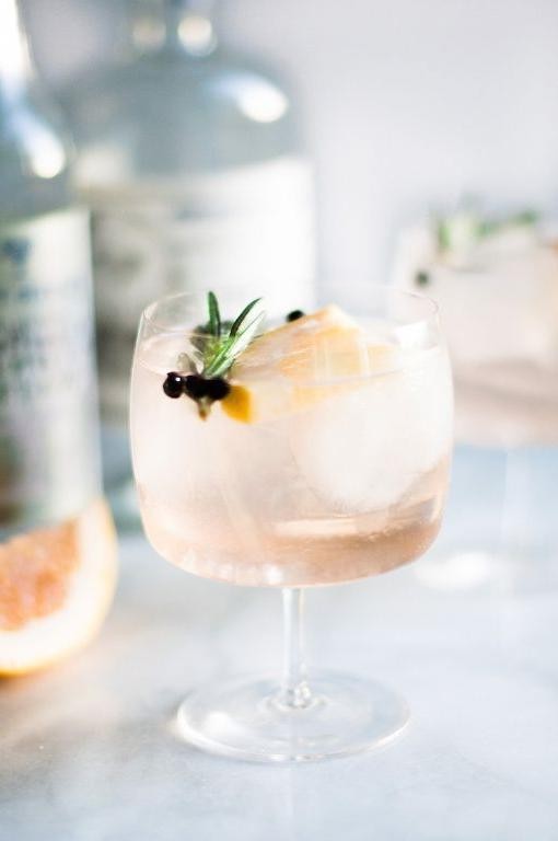 Elderflower Gin and Tonic