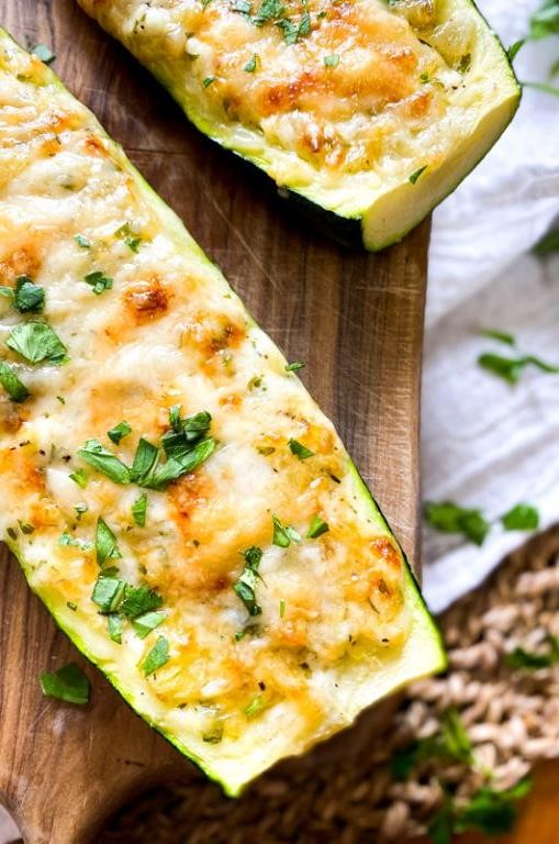 Espagnole and Cheese Stuffed Zucchini