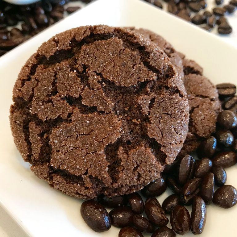 Espresso-Infused Chocolate Cookie Crust