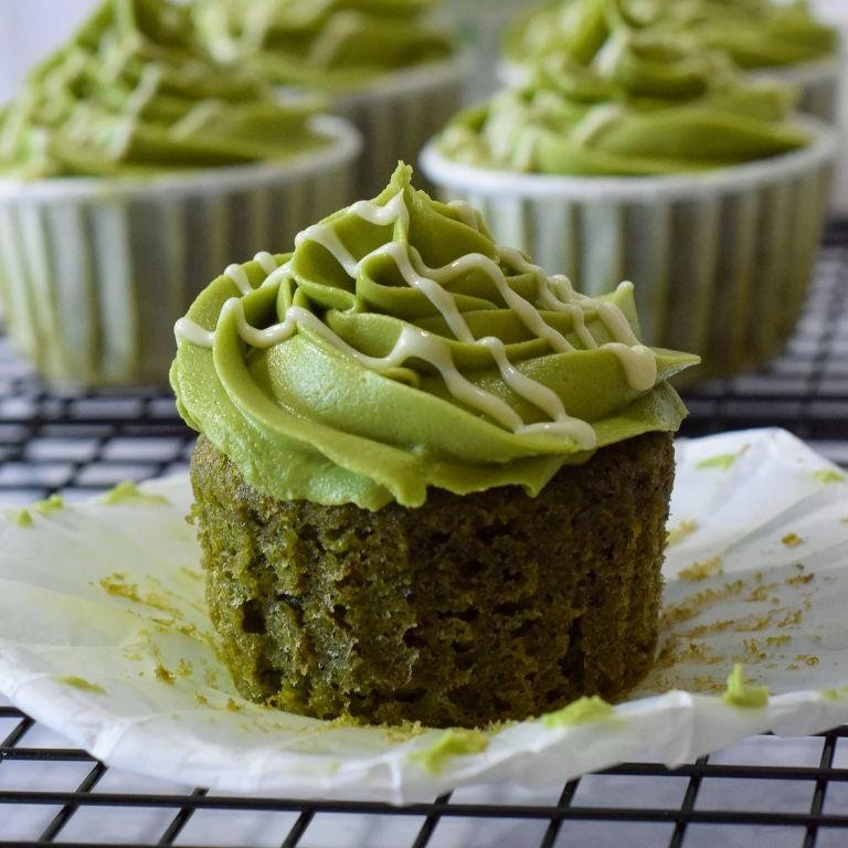 Exotic Matcha Green Tea Cheesecake Cupcakes