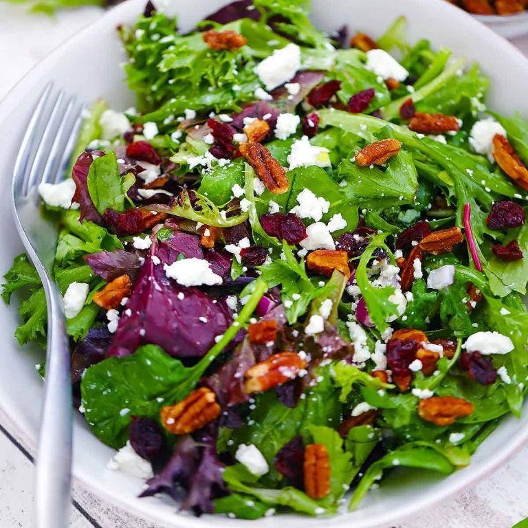 Festive Cranberry and Goat Cheese Spinach Salad