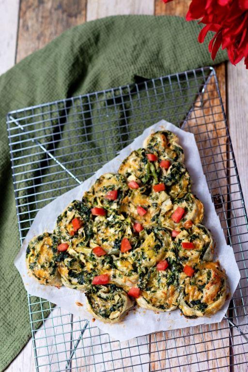 Festive Spinach and Artichoke Dip