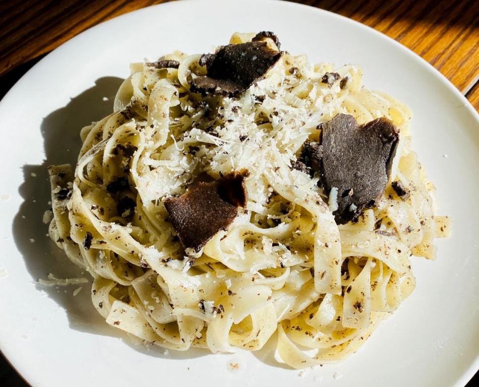 Fettuccine Alfredo with Black Truffles