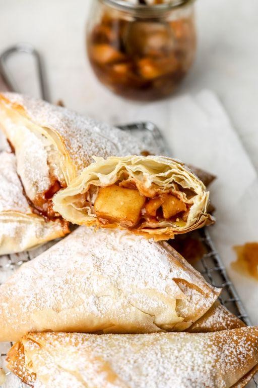 Flaky Apple Cinnamon Phyllo Bread