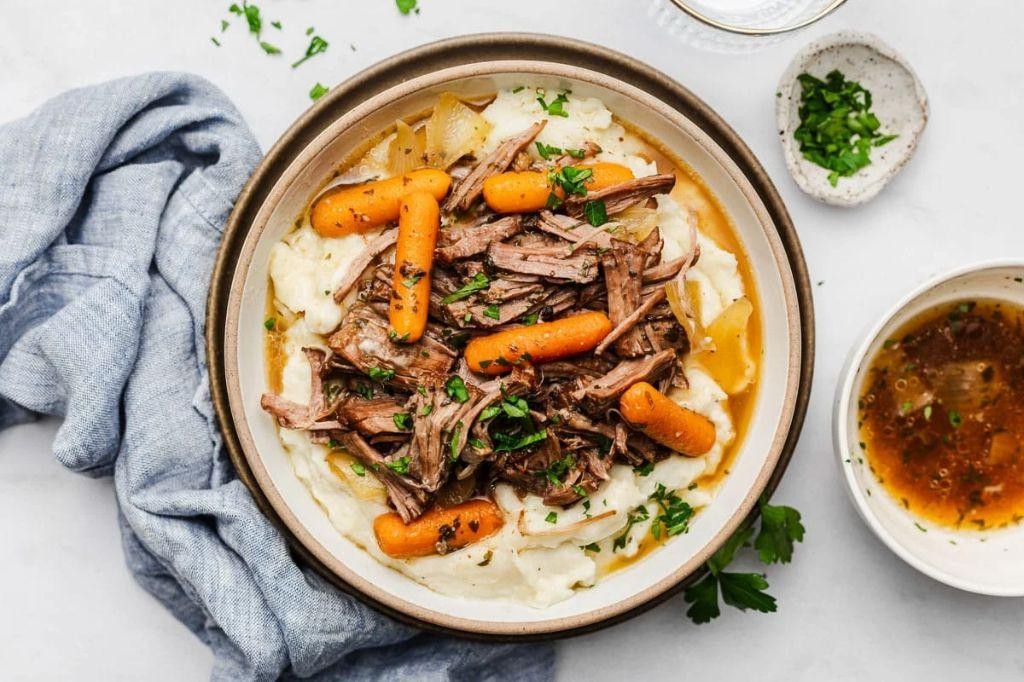 Flavorful Pot Roast with Herb Gravy