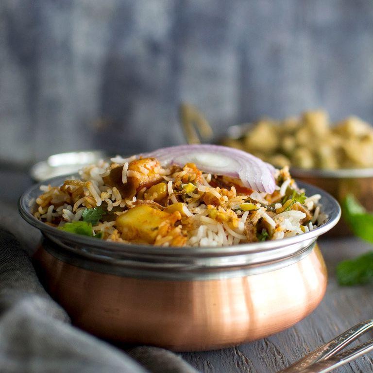 Flavorful Slow Cooker Vegetable Biryani