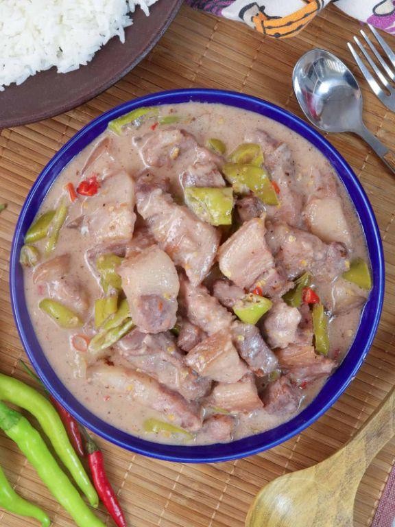 Flavorful Slow-Cooked Bicol Express
