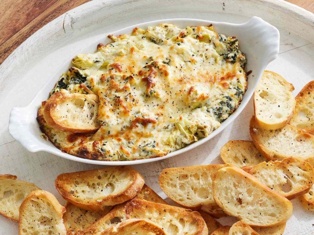 Flavorful Spinach Artichoke Dip