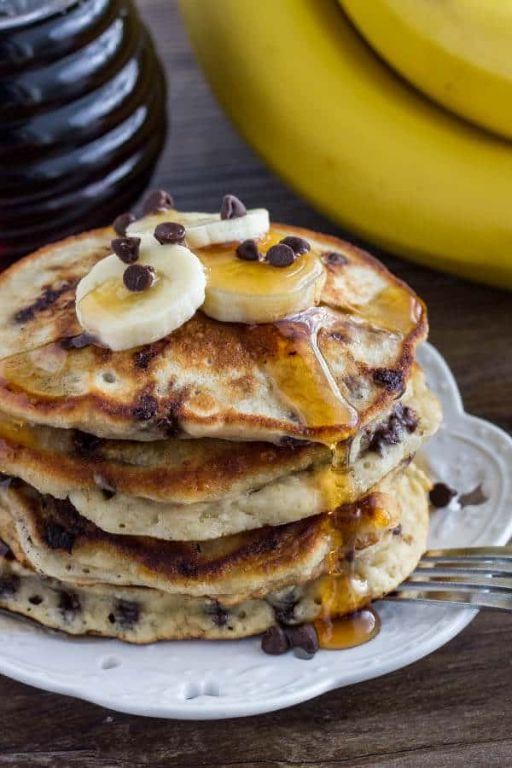 Fluffy Banana Chocolate Chip Pancakes