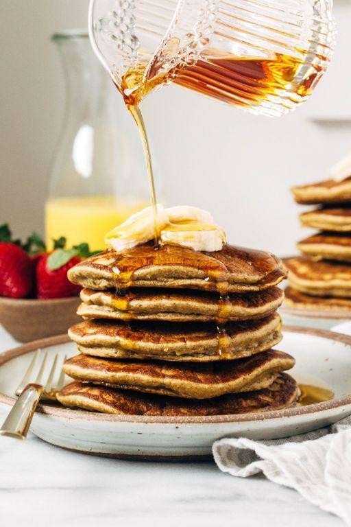 Fluffy Banana Oat Pancakes