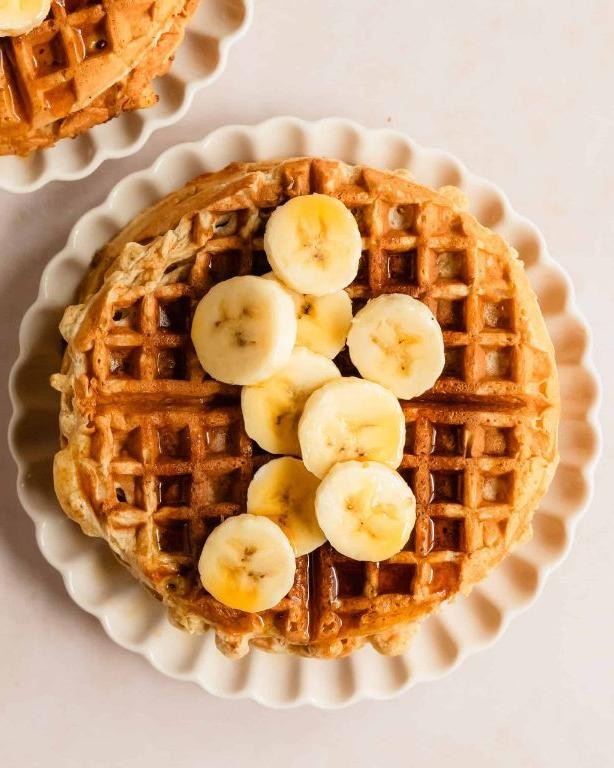 Fluffy Banana Waffles