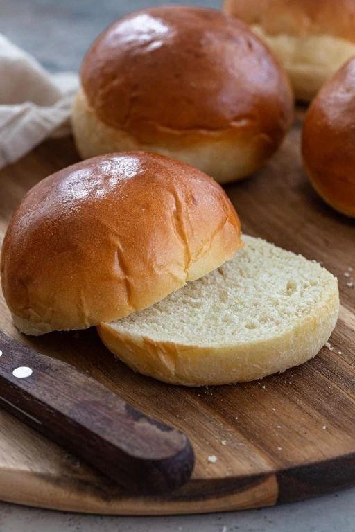 Fluffy Brioche Buns