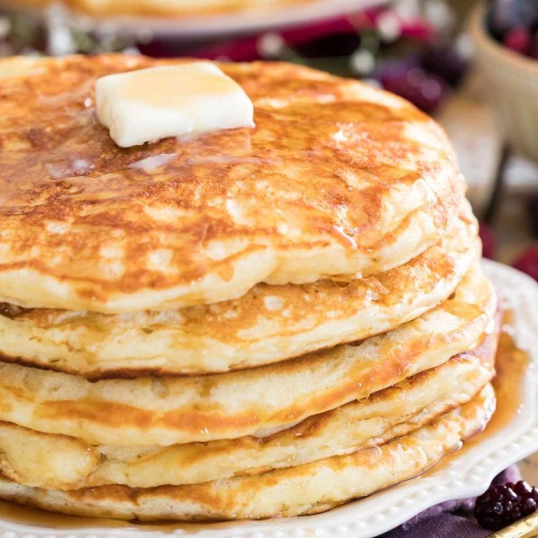 Fluffy Buttermilk Pancakes