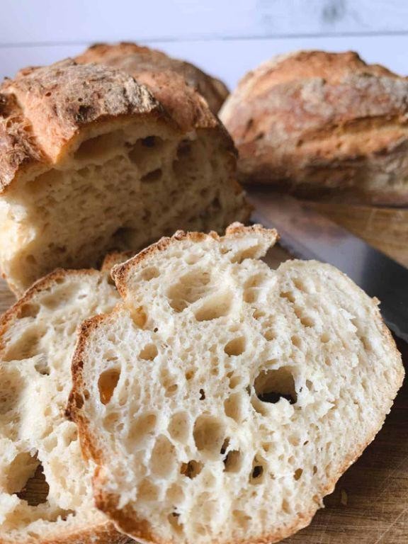 Fluffy Vegan Sourdough Bread