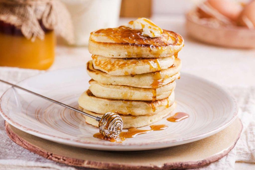 Fluffy Yogurt Pancakes