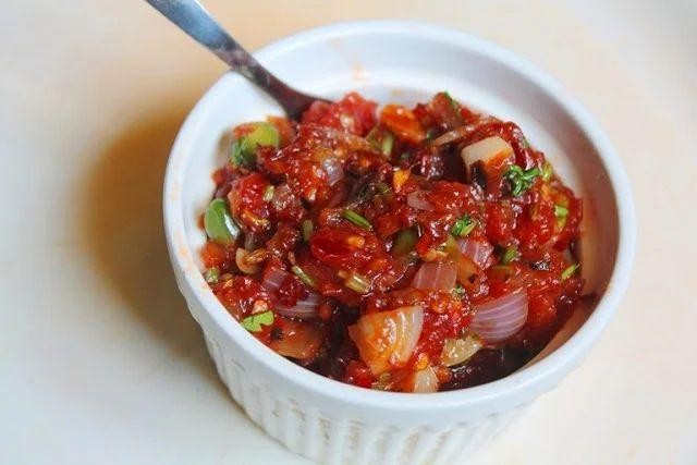 Fresh Fennel Tomato Relish