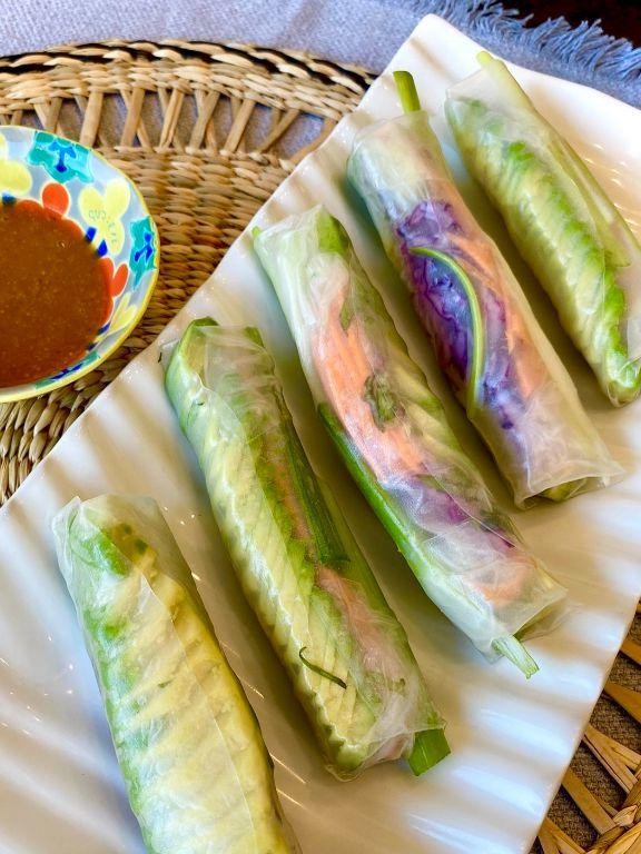 Fresh Spring Rolls with Avocado and Mint
