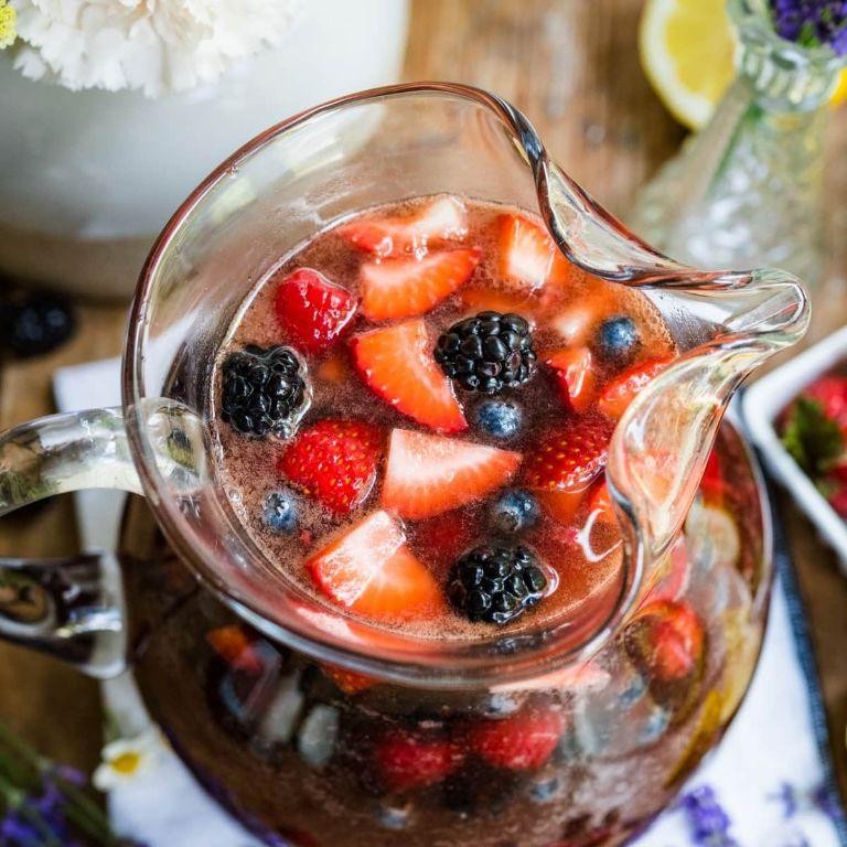 Fruity Sangria with Fresh Berries