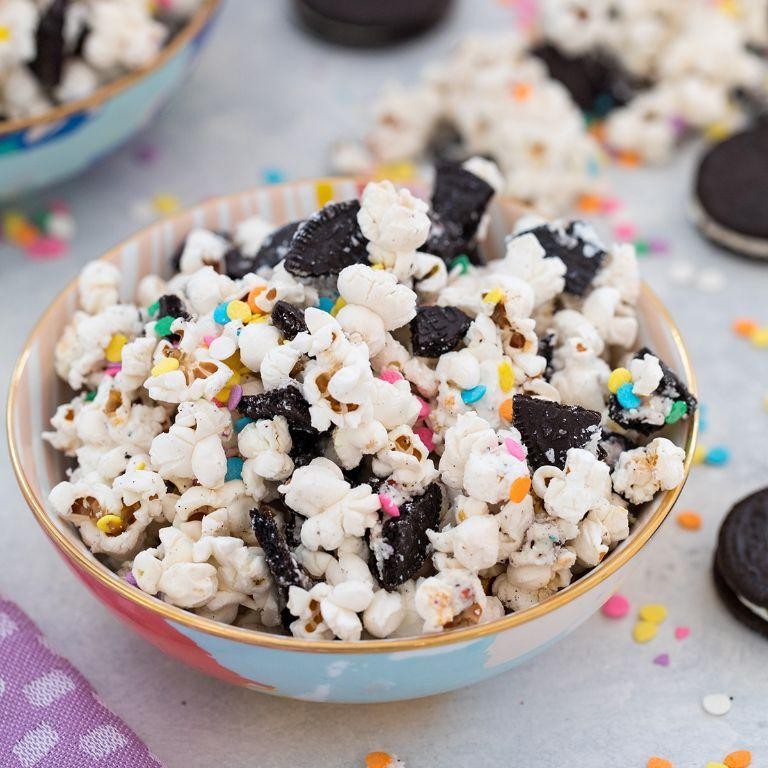 Funfetti Cookie Popcorn Clusters